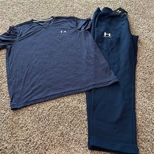Under Armour sz M NWT Rival Fleece pant. Sz M Loose Heatgear Tee